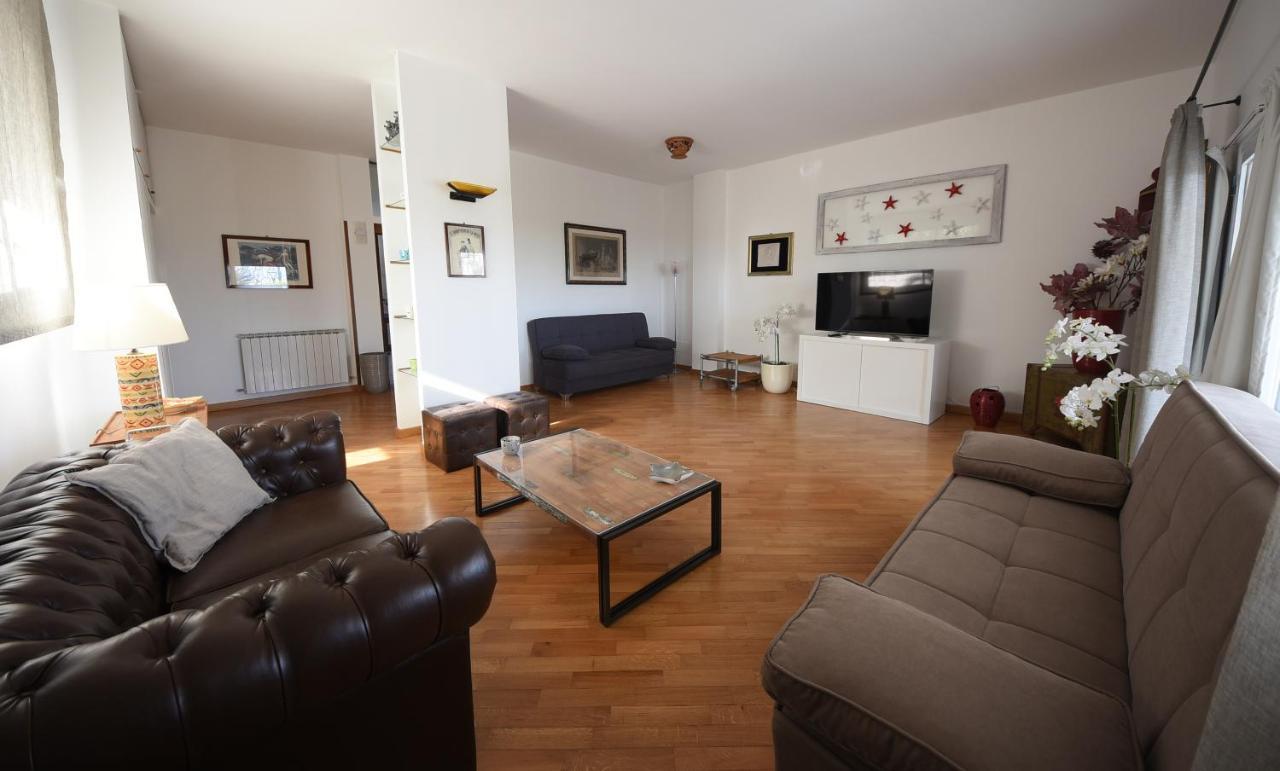 Villa Azzurra Beachfront Mondello - Палермо Екстериор снимка