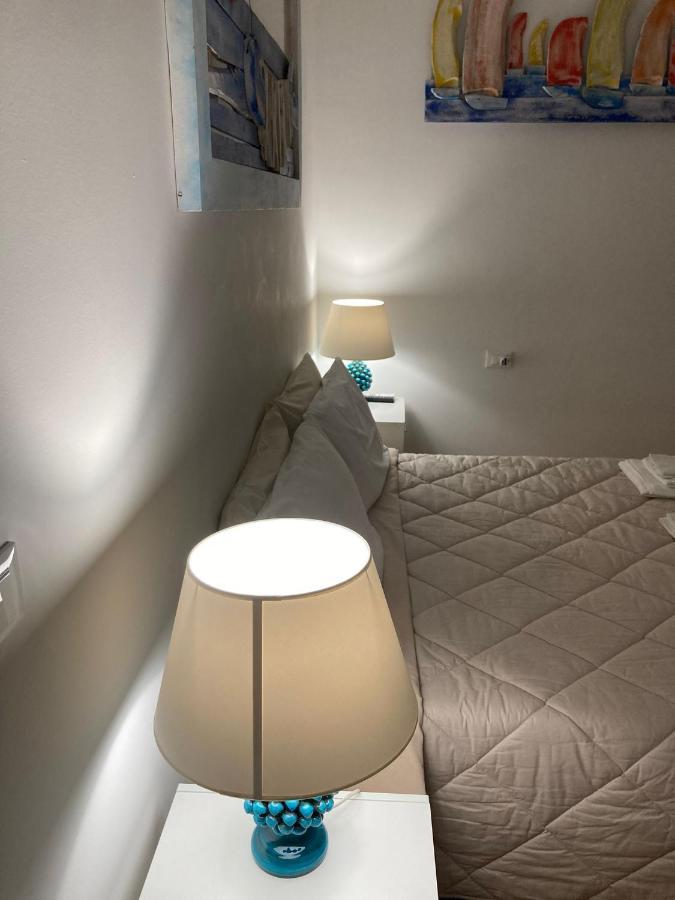 Villa Azzurra Beachfront Mondello - Палермо Екстериор снимка