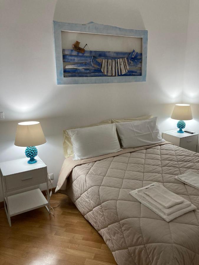 Villa Azzurra Beachfront Mondello - Палермо Екстериор снимка